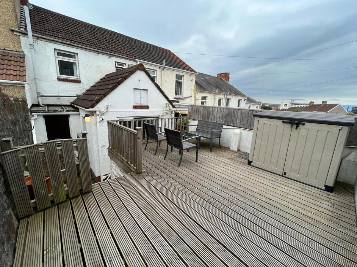 Access To Private Gym Room, 3 Bedrooms, Close To The City Swansea Extérieur photo