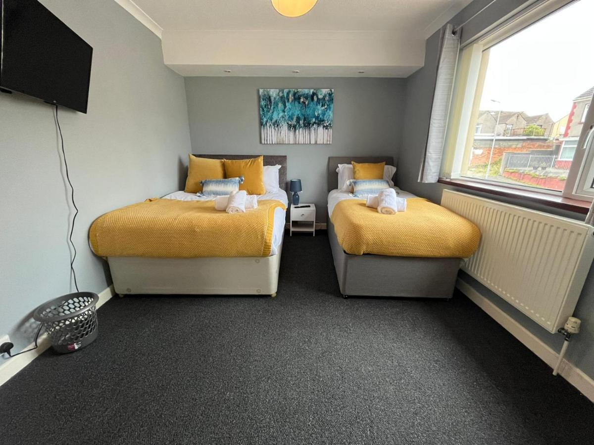 Access To Private Gym Room, 3 Bedrooms, Close To The City Swansea Extérieur photo